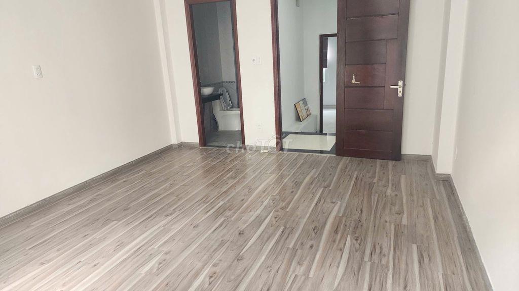 Cho Thuê Nhà 1 Trệt 2 Lầu 3PN,3WC đường Nguyễn Duy Trinh 
