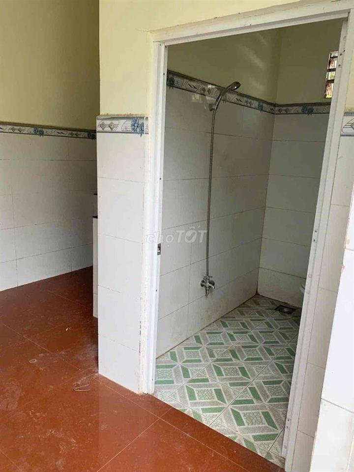 cho thuê nhà đường nguyễn duy trinh, khép kín. giá 5tr. sdt ***
