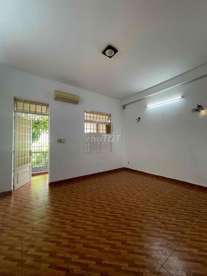 Cho thuê Vp/MBKD/Nhà Mặt tiền kdc Hồng Long,p.HBP 3 tầng Giá chỉ 22tr