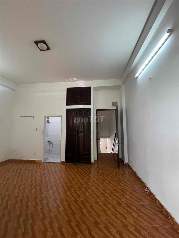 Cho thuê Vp/MBKD/Nhà Mặt tiền kdc Hồng Long,p.HBP 3 tầng Giá chỉ 22tr
