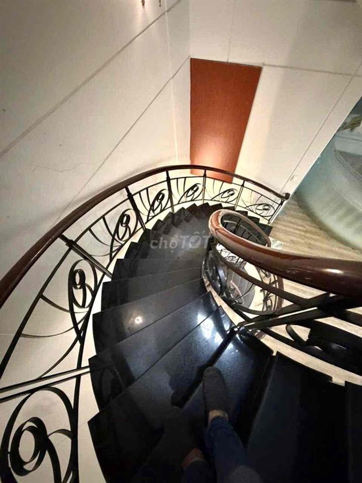 Cho Thuê Biệt Thự Mặt Tiền Khu Ven Sông,Đs.25,p.HBC ngang 7m Giá 30tr