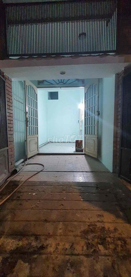 Nhà 2 Tầng MT đường 17, p.Linh Tây- ngang 6m Giá 10Tr