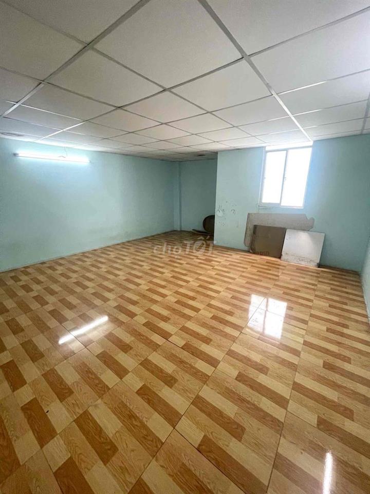 Cho thuê nhà gần ĐH Ngân Hàng,/Đs.8,p.Linh Trung Giá 6,5tr TL