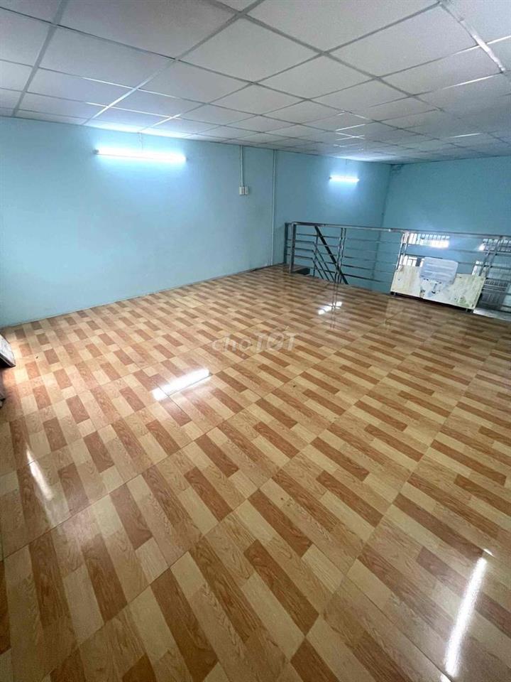 Cho thuê nhà gần ĐH Ngân Hàng,/Đs.8,p.Linh Trung Giá 6,5tr TL