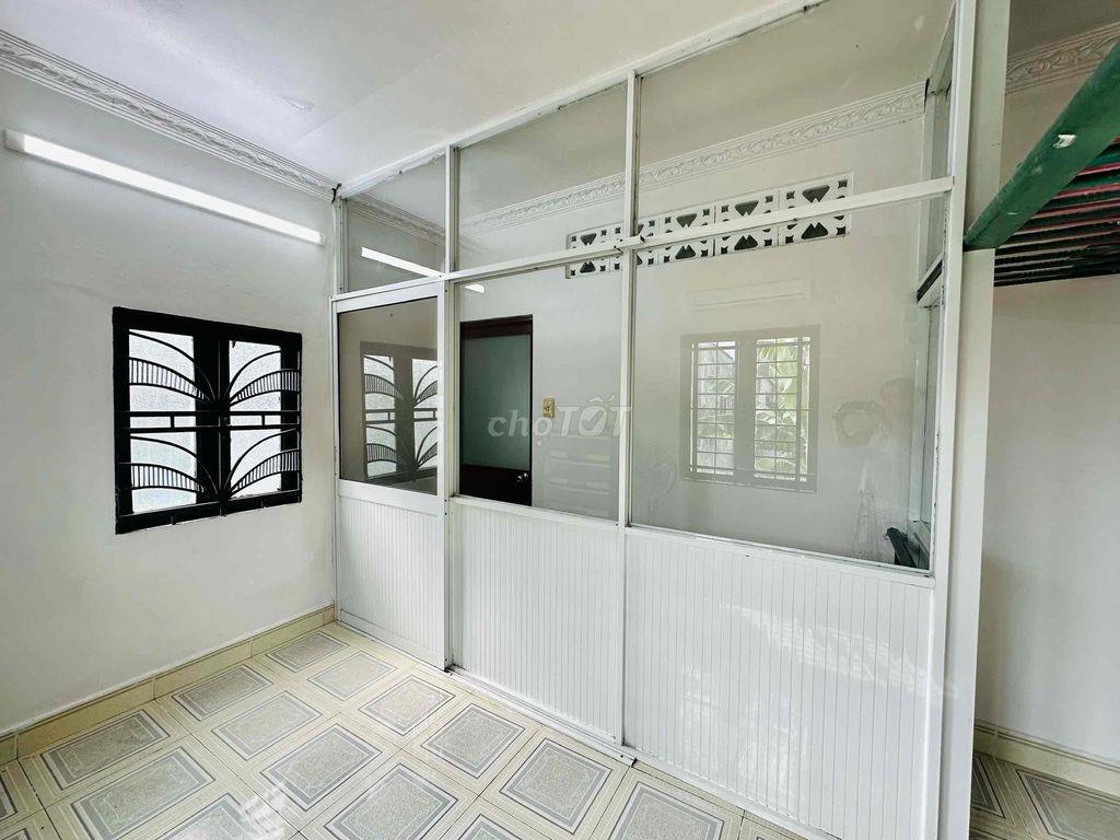 Cho Thuê Nhà Gần chợ Hiệp Bình,/đs 38,p.HBC-3 PN Giá 9tr