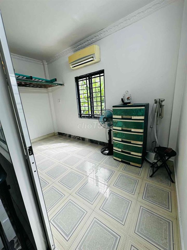 Cho Thuê Nhà Gần chợ Hiệp Bình,/đs 38,p.HBC-3 PN Giá 9tr