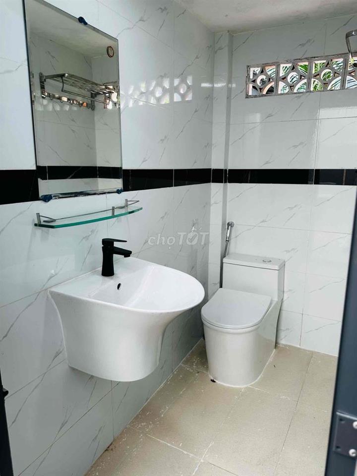 Cho Thuê Nhà Gần chợ Hiệp Bình,/đs 38,p.HBC-3 PN Giá 9tr