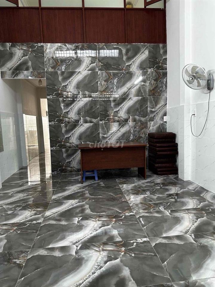 Cho Thuê Nhà Gần chợ Hiệp Bình,/đs 38,p.HBC-3 PN Giá 9tr