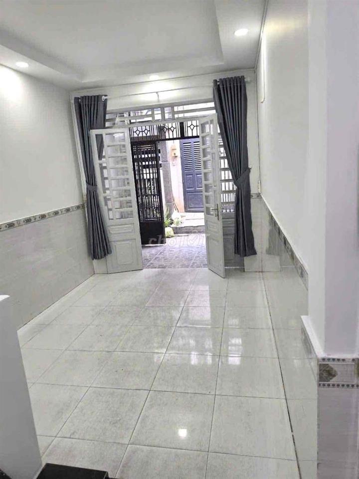 nhà nguyên căn gần ngã tư bình thái 2 phòng ngủ, 2 nhà vệ sinh