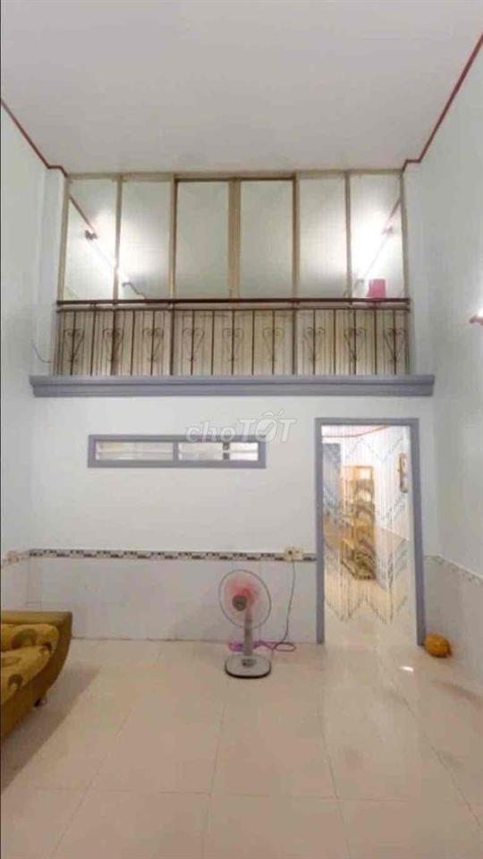 Nhà gần gigamal gần chợ hiệp bình có sẵn máy lạnh 2 phòng ngủ