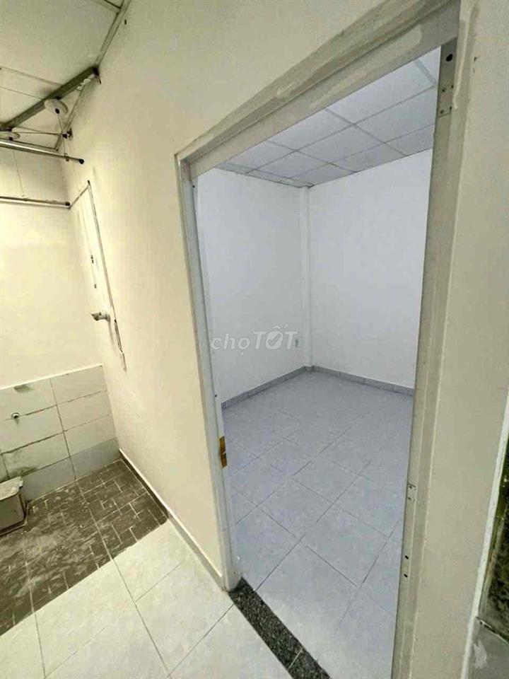 nhà đường linh tây 3 phòng ngủ gần trường, gần chợ thủ đức