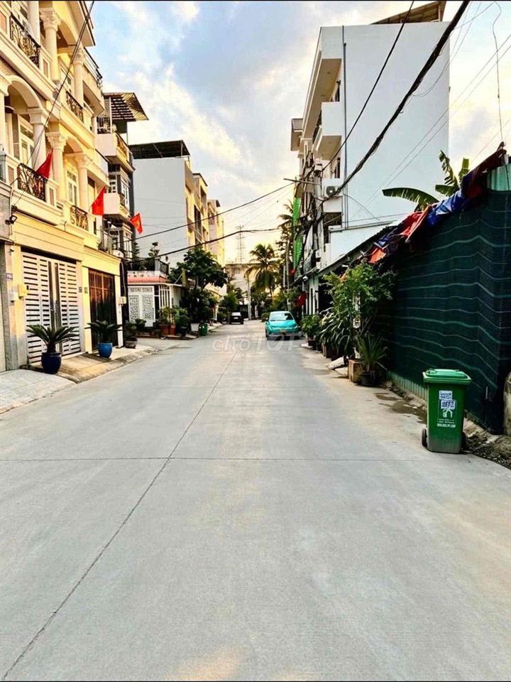 nhà 3 phòng ngủ hẻm xe tải sẵn 3 máy lạnh