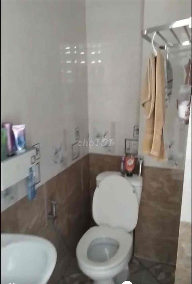 cho thuê nhà phố 2 tầng đầy đủ nội thất và thiết bị gia dụng oto