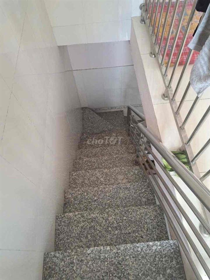 nhà nguyên căn 3 phòng ngủ- 2 nhà vệ sinh