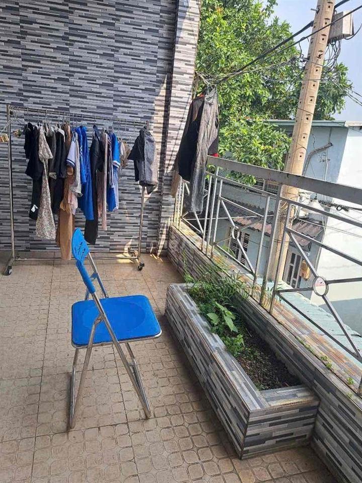 nhà nguyên căn 3 phòng ngủ- 2 nhà vệ sinh