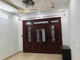 cho thuê nhà đường đường 836 phú hữu q9 