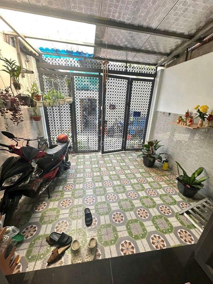 Nhà trệt lửng Đỗ Xuân Hợp 100m2, hẻm ba gác, nhà mới sạch sẽ 2pn-2wc