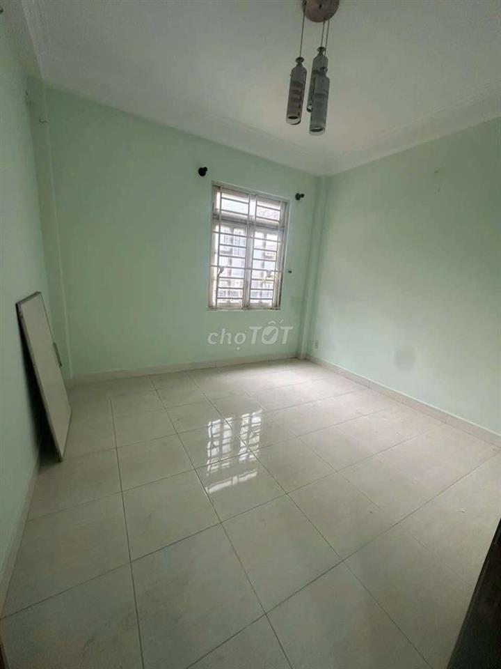 Nhà Phước Bình gần Đỗ Xuân Hợp, 3 tầng | 5pn-3wc, vỉa hè rộng
