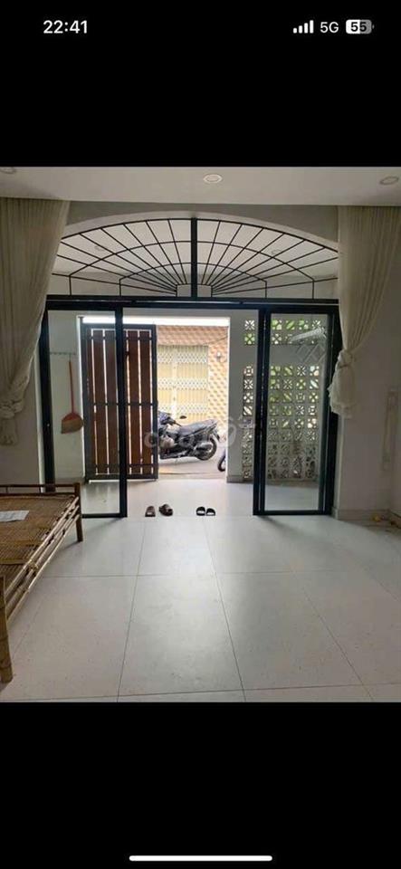 Nhà cấp 4 Dương Đình Hội, hẻm xe tải, khách rộng 50m2 nhà cũng sạch sẽ