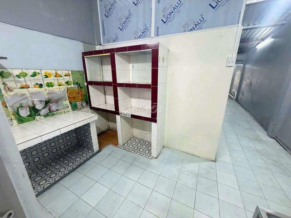 Nhà cấp 4, mặt tiền Đại Lộ 3 gần CĐ Kinh Tế | 3pn-1wc, phòng tháo được