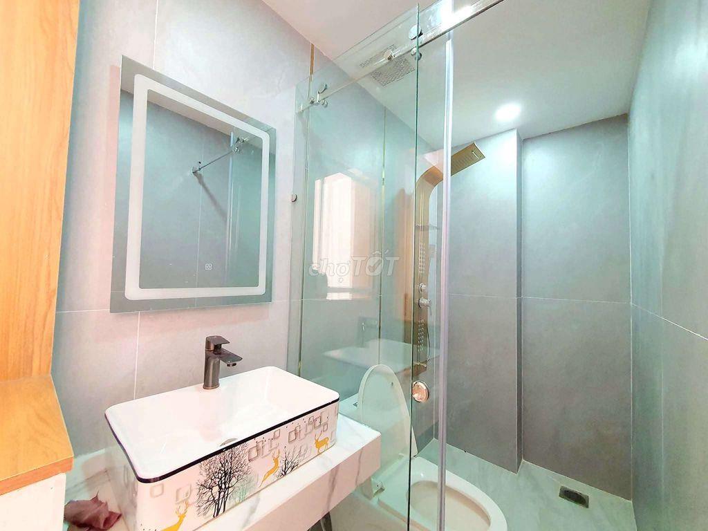 RẺ 19tr nhà 4 tầng mới tinh ngay Gigamall, nội thất đầy đủ. Hợp vp-ở
