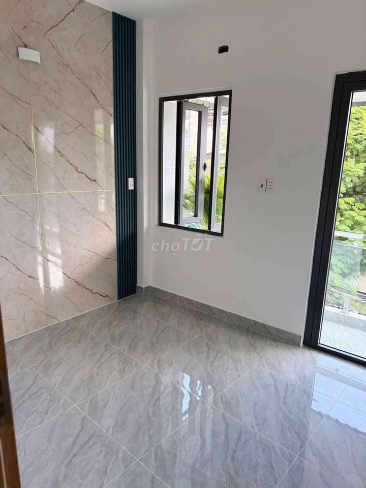 Nhà 2 tầng căn góc Phước Bình, cho thuê ngắn hạn, 3pn-2wc, nhà sạch sẽ