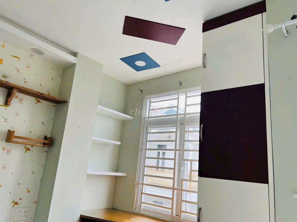 Cho thuê Nhà 3 tầng Liên Phường gần Global City, có nội thất | 4pn-3wc