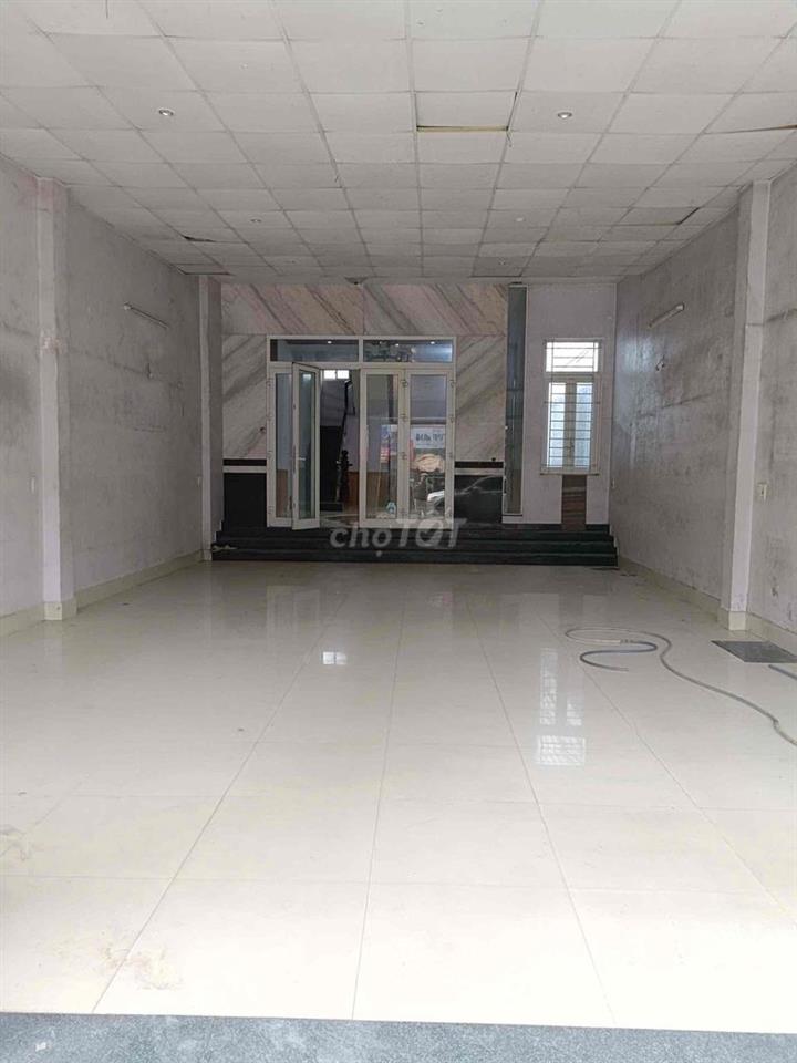 cho thuê nhà nguyên căn mặt tiền võ văn hát