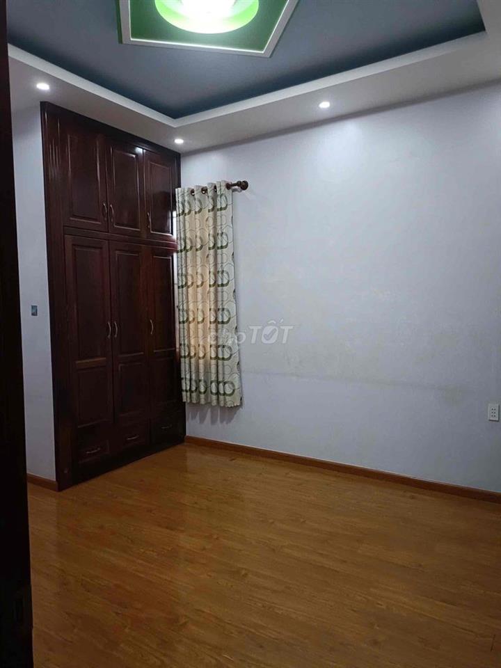 cho thuê nhà nguyên căn mặt tiền võ văn hát