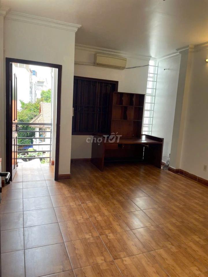 Cho thuê nhà nguyên căn trung tâm quận 2
