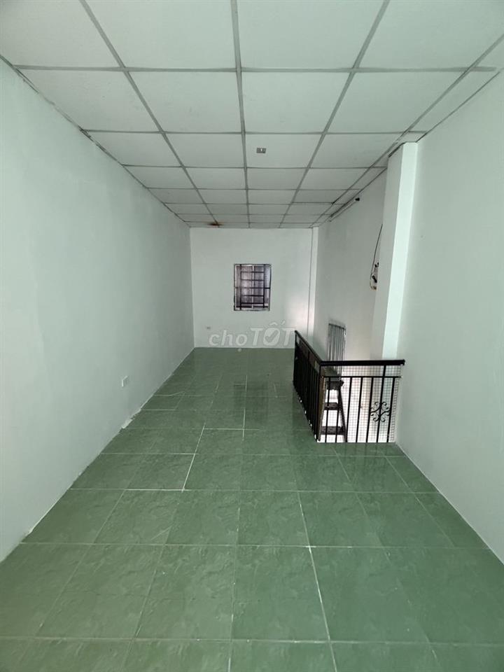 Cho thuê nhà nguyên can