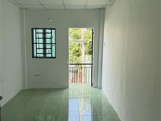 Cho thuê nhà nguyên can