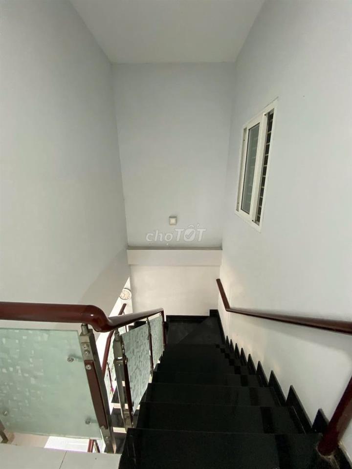 Cho thuê nhà Nguyên căn 2PN - 2WC tại Quận 9 - gần KHU CNC