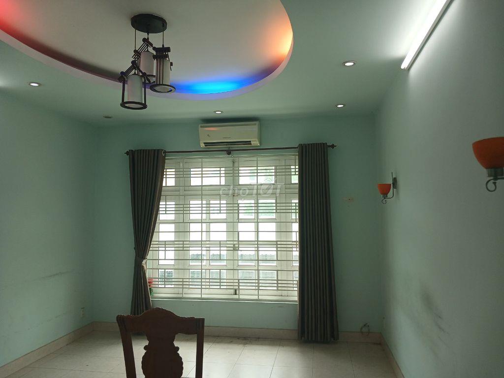 Cho thuê nhà mặt tiền gò cát dt 150m