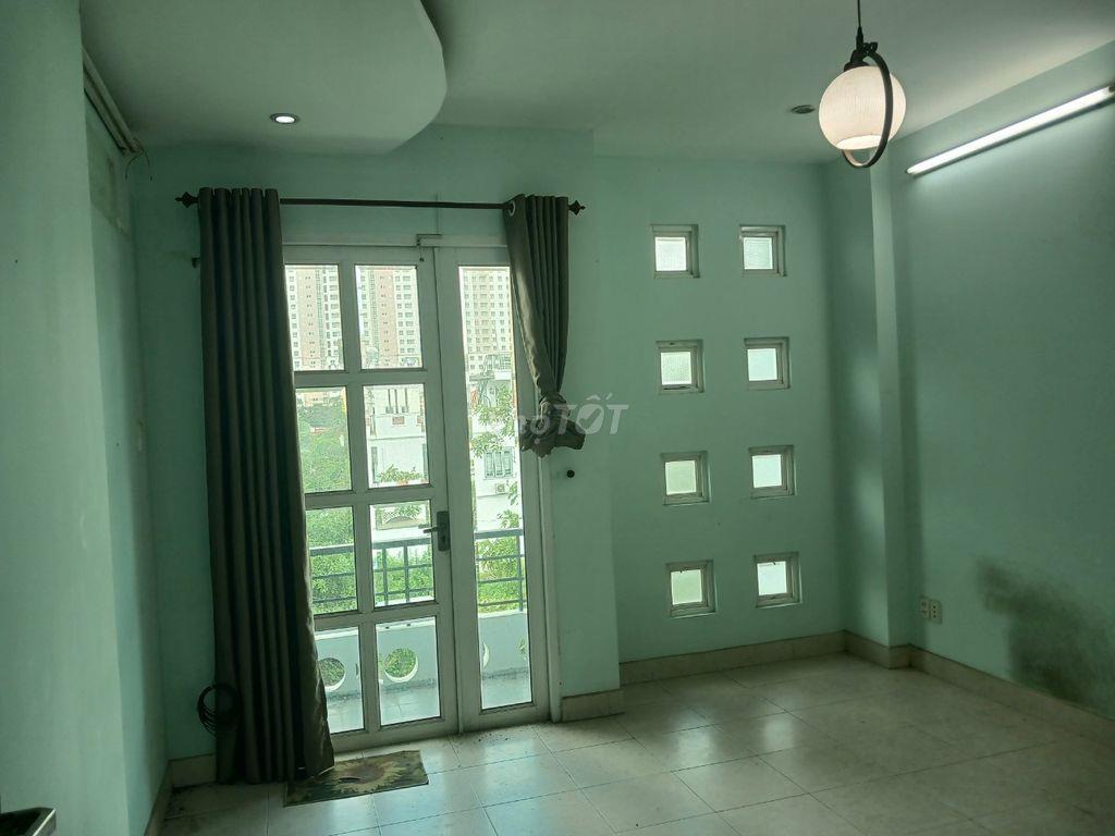Cho thuê nhà mặt tiền gò cát dt 150m