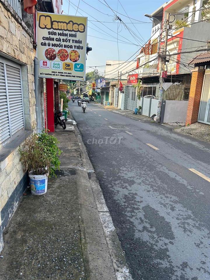 mặt tiền kinh doanh đường 8