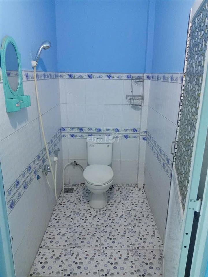 Cho Thuê Nhà Cấp 4 Có gác lửng ,Gần Quốc Lộ 1A, DT 48m2. Gía 5 triệu