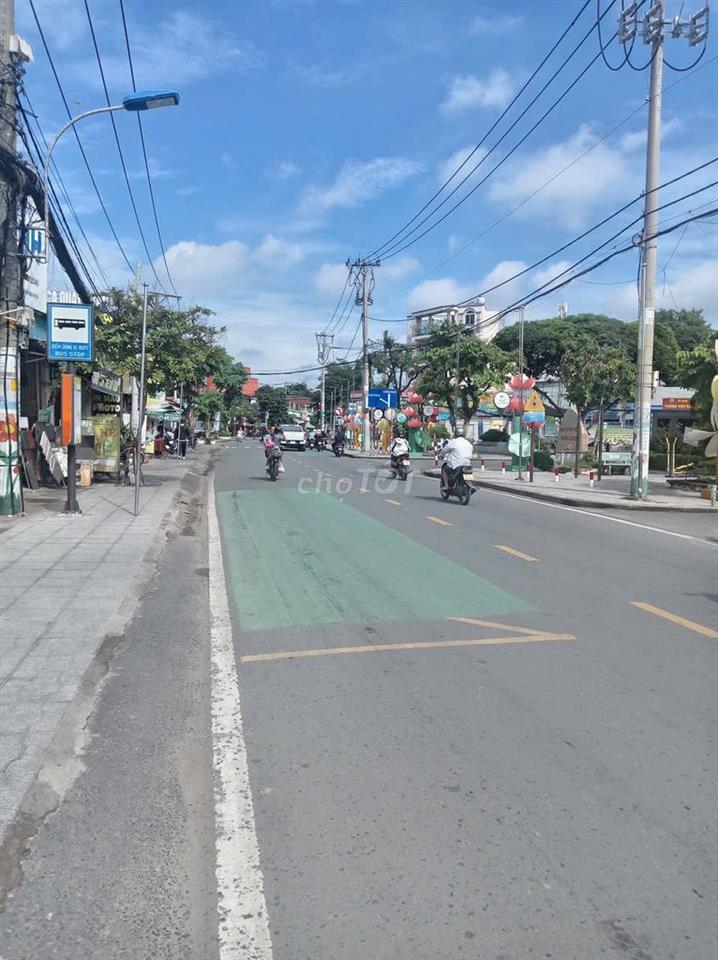 Cho Thuê Mặt Bằng Kinh Doanh DT 78m2 . Đường Tô Ngọc Vân Gía 10 Triệu.