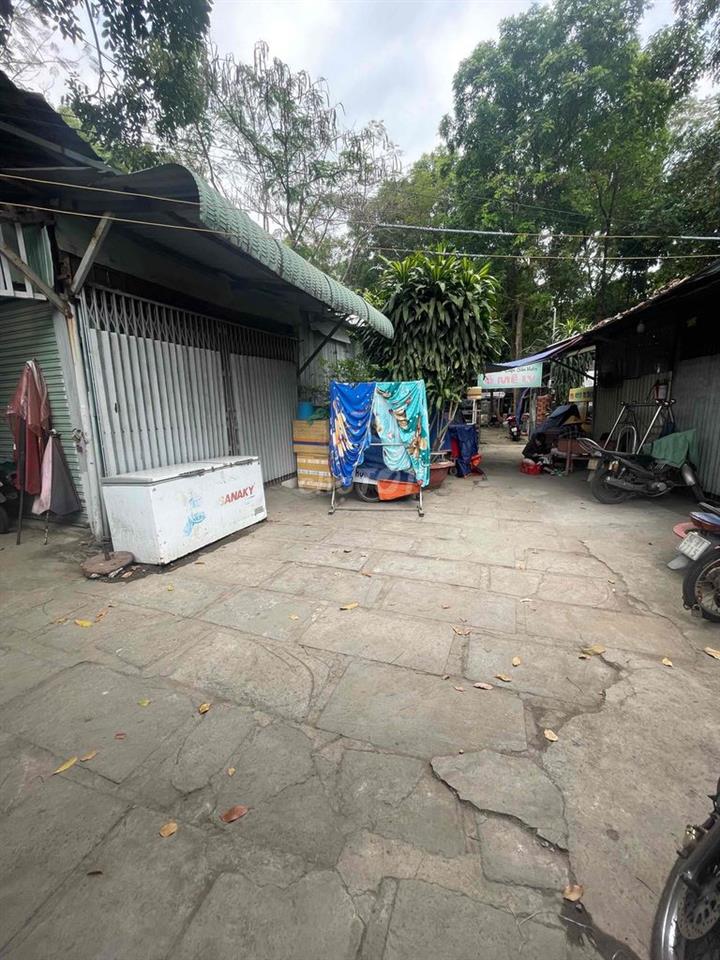 cho thuê đất trống, nhà riêng biệt nguyên căn tại làng đại học Thủ Đức