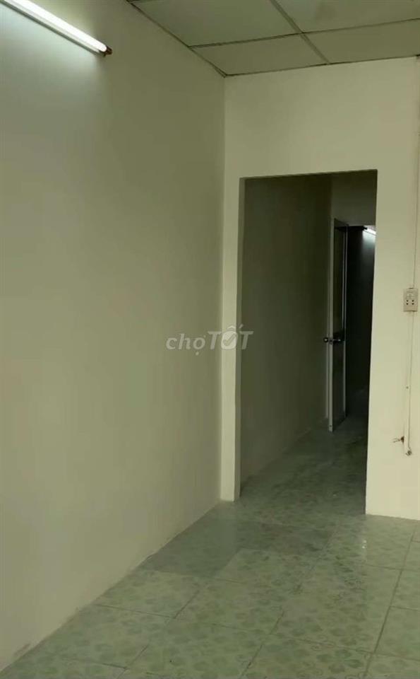 cho thuê nhà. ngay cầu vượt gò Dưa