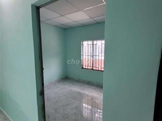 nhà thuê phù hợp vừa ở. vừa làm kho