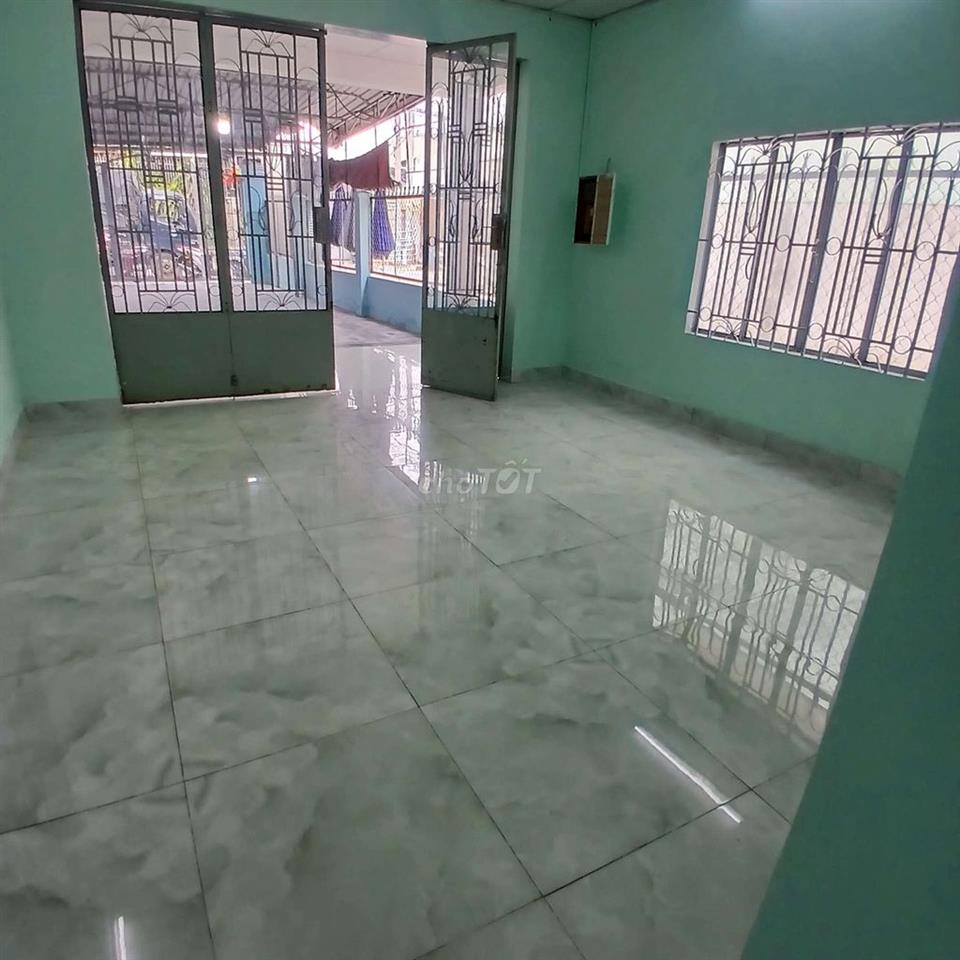nhà thuê phù hợp vừa ở. vừa làm kho
