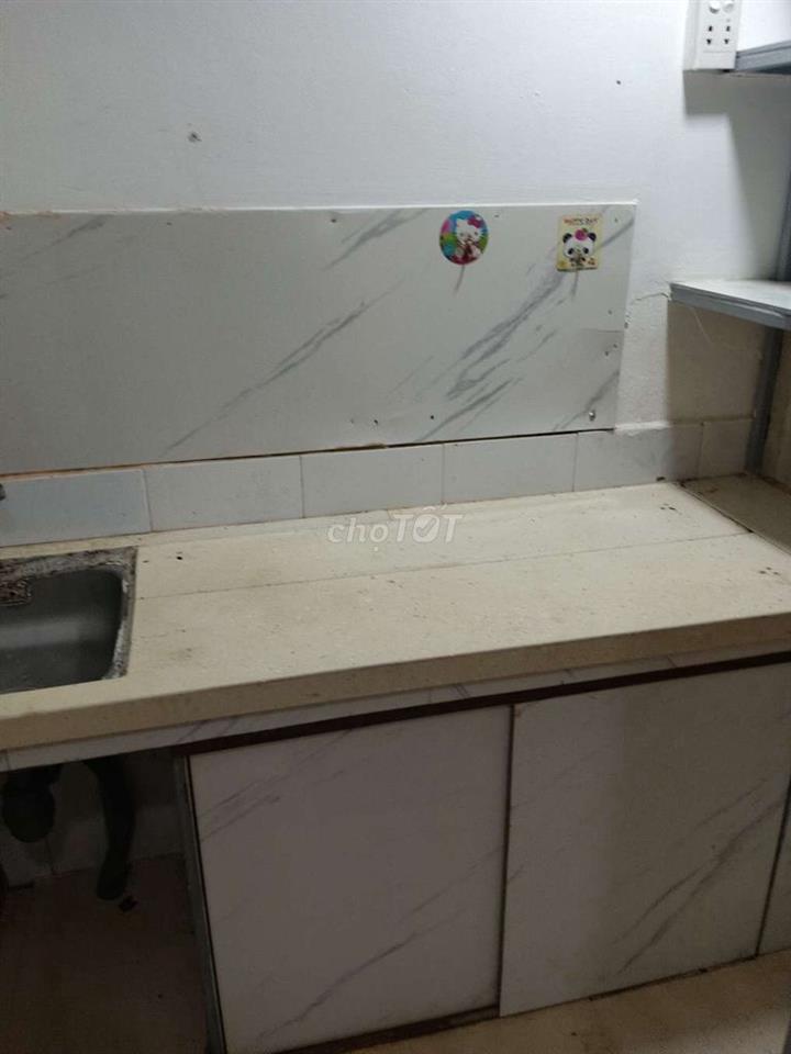 chủ cầm cho thuê nhà nguyên căn ngang 5 dài 3