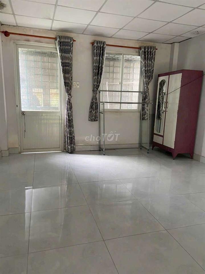 NHÀ CẤP 4,CÓ GÁC LỬNG QUẬN 9 CŨ GIÁ 3TỶ750TR