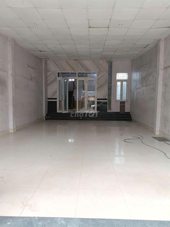 NHÀ MẶT TIỀN VÕ VĂN HÁT 1 TRỆT,2 LẦU QUẬN 9 GIÁ 25TR/THÁNG