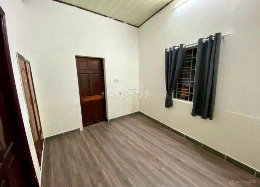 Nhà MT LInh trung,T+L, 03PN, Giá : 15tr/ thag