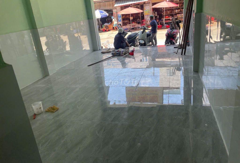 Cho thuê Măt Bằng Chợ Kinh Doanh, giá 8tr/ tháng