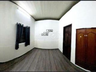 Cho thuê nhà Nguyên Căn Linh Trung, 5 x 10, T+L, 14tr ( Nở Hậu L)