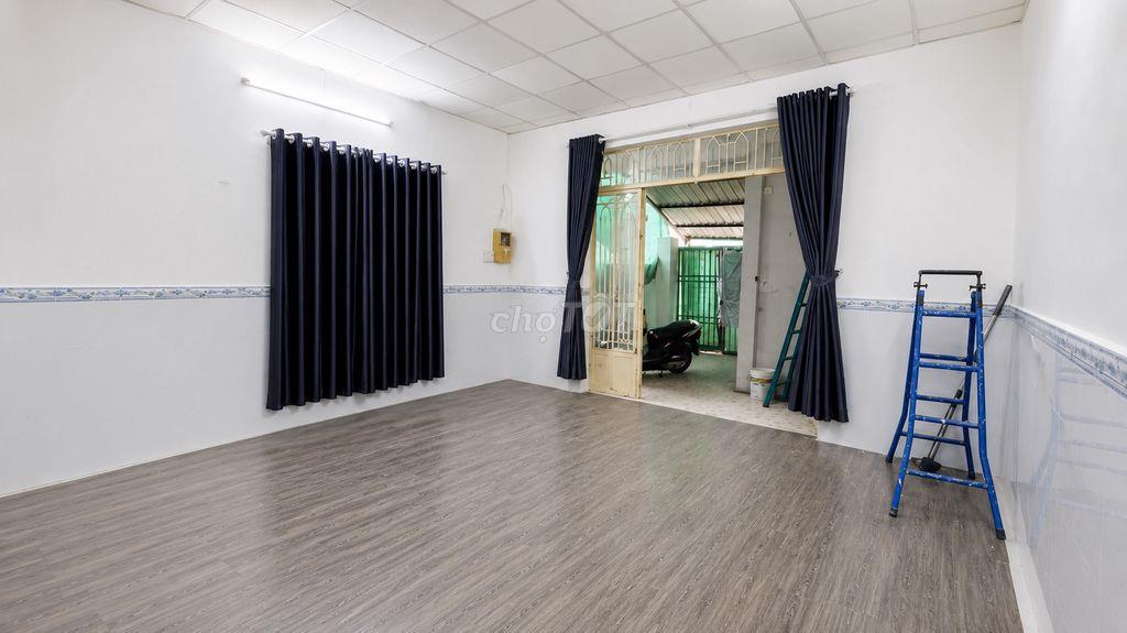Nhà hẻm gần chợ Thủ Đức