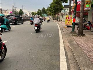 Cho  thuê MB Kinh doanh Thủ Đức, DT : 6.7 x 35m, Giá : 32tr, TL
